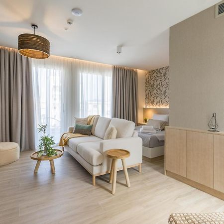 The Mediterranean Suites Pireusz Kültér fotó