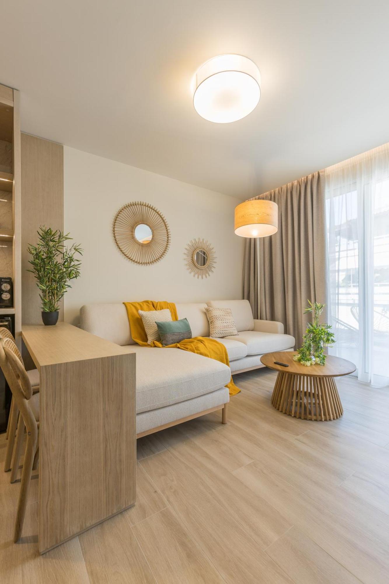 The Mediterranean Suites Pireusz Kültér fotó