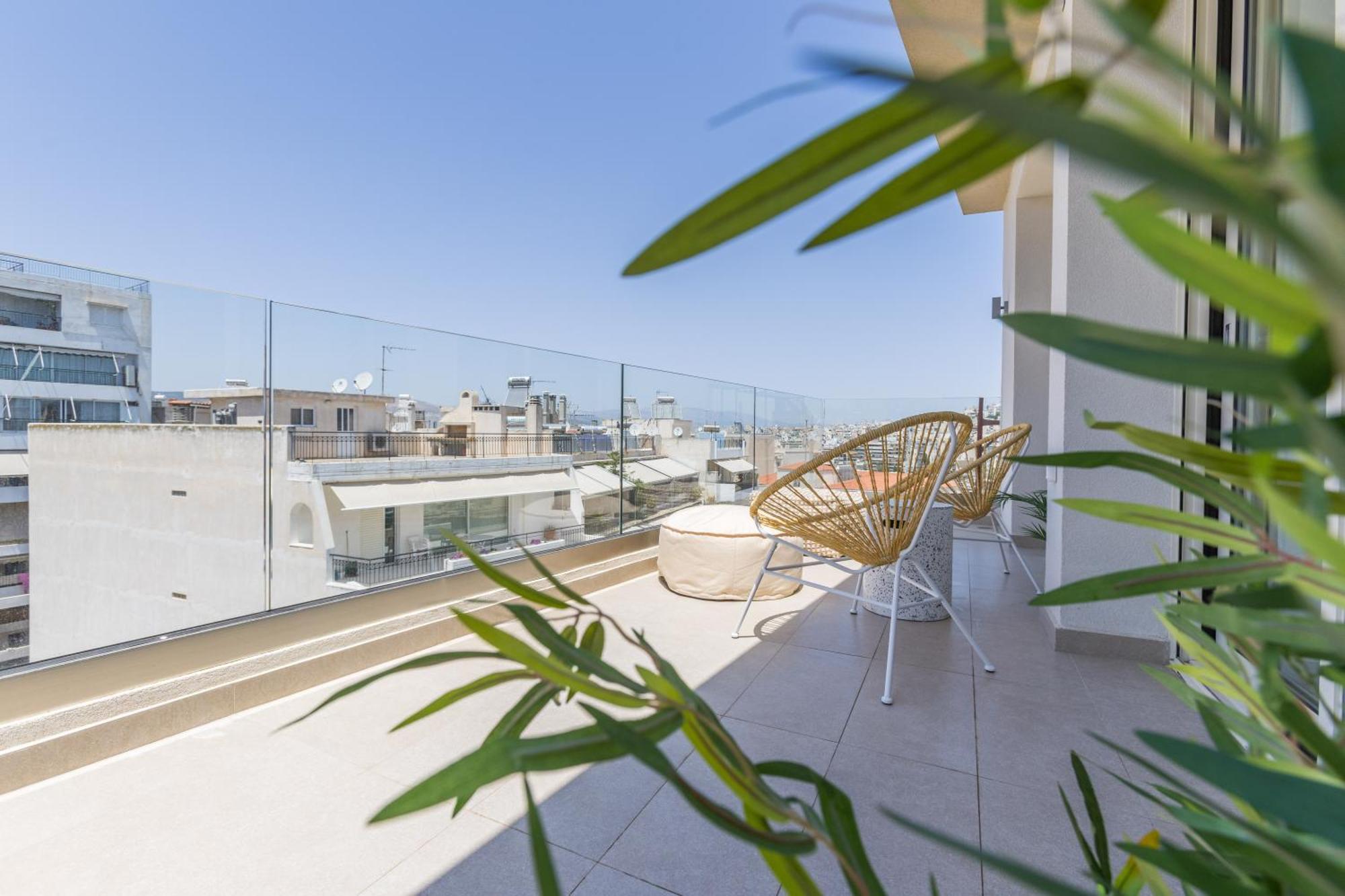 The Mediterranean Suites Pireusz Kültér fotó