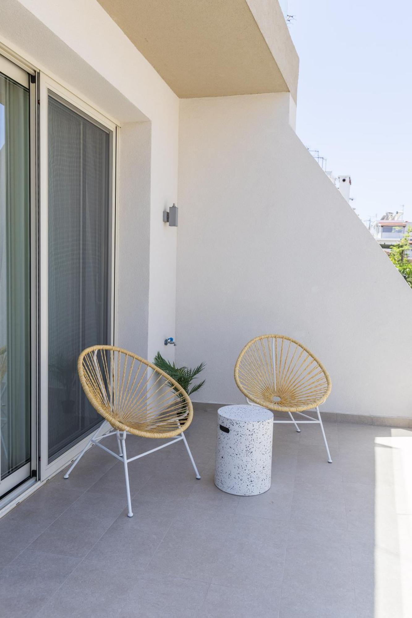 The Mediterranean Suites Pireusz Kültér fotó