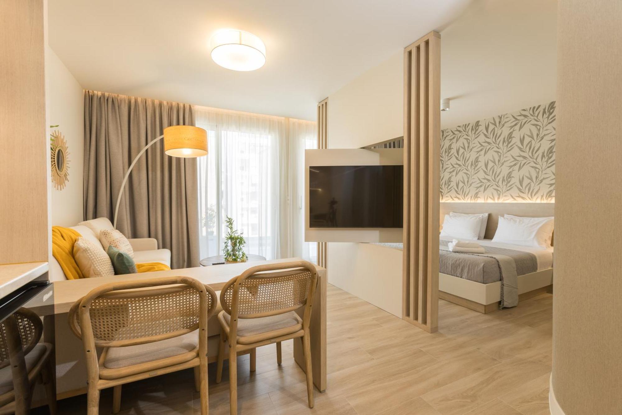 The Mediterranean Suites Pireusz Kültér fotó