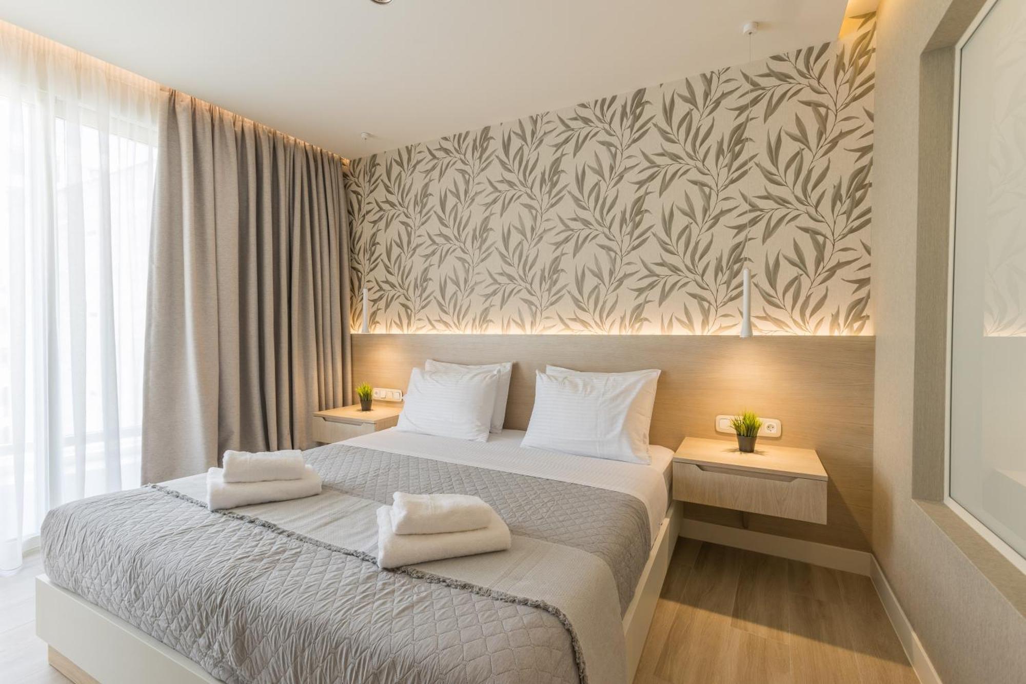 The Mediterranean Suites Pireusz Kültér fotó